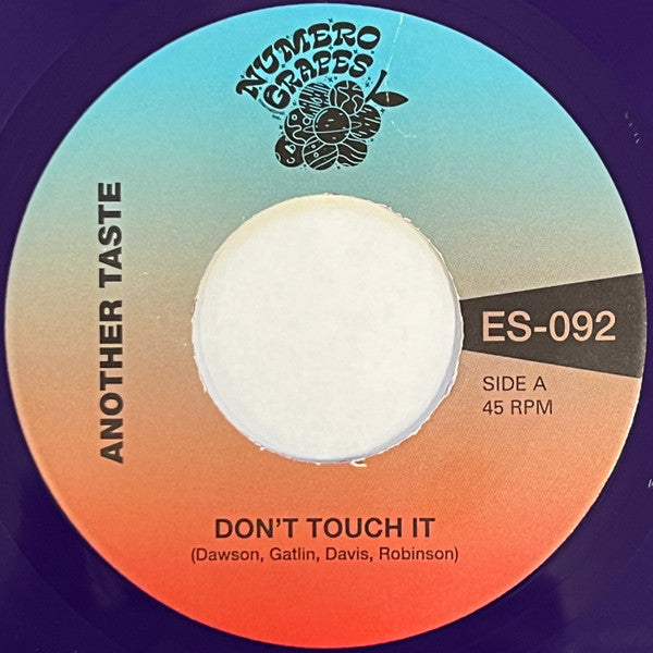 Another Taste / Maxx Traxx - Don't Touch It (7", Single, Pur)