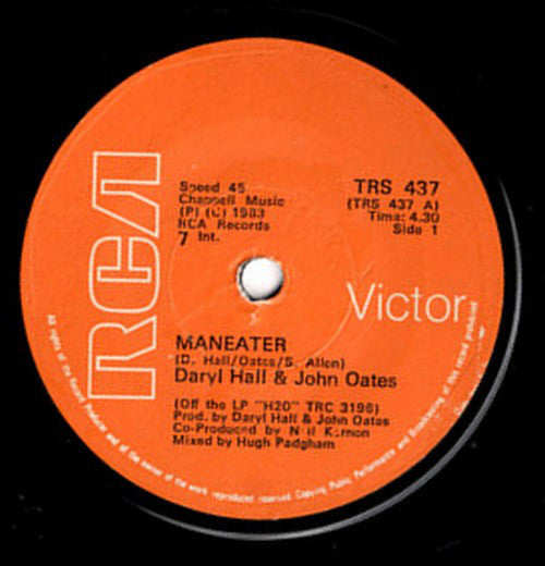 Daryl Hall & John Oates - Maneater (7", Single)