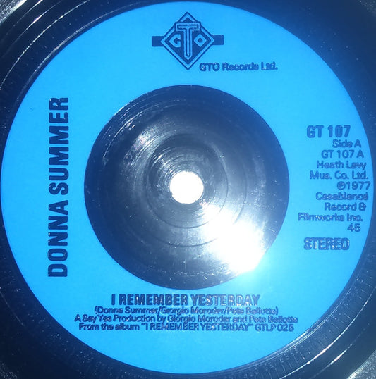 Donna Summer - I Remember Yesterday (7", Single, Blu)