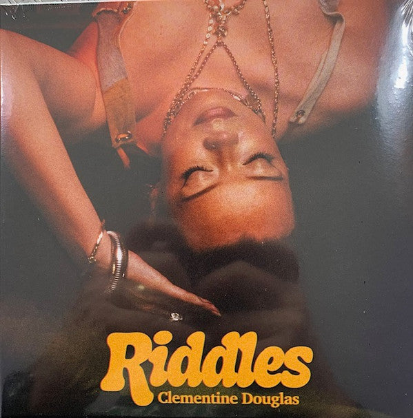 Clementine Douglas - Riddles (7", Single, Num, Gol)