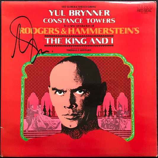 Lee Guber And Shelly Gross Present Yul Brynner And Constance Towers (2) - The King And I  (LP, Album, Gat)
