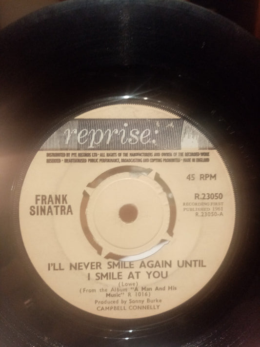 Frank Sinatra - I'll Never Smile Again Until I Smile At You (7", Single)