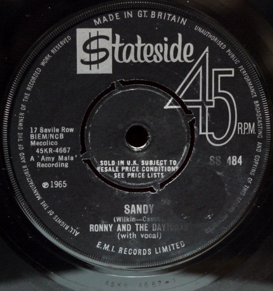 Ronny And The Daytonas* - Sandy (7", Single)