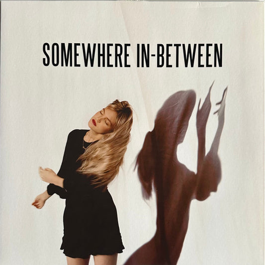 Eloise (18) - Somewhere In-Between (12", EP)