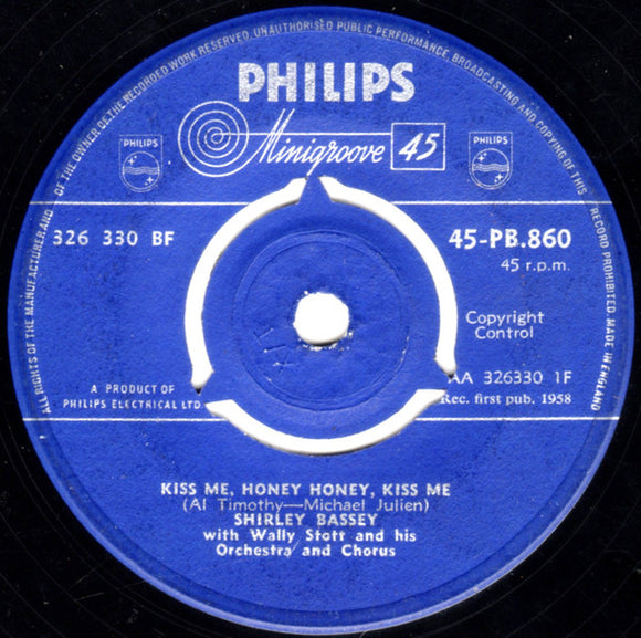 Shirley Bassey With Wally Stott And His Orchestra And Chorus - Kiss Me, Honey Honey, Kiss Me (7