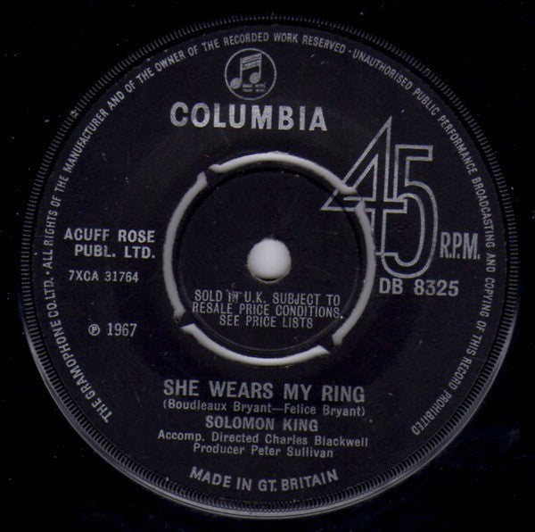 Solomon King - She Wears My Ring (7", Single, Kno)