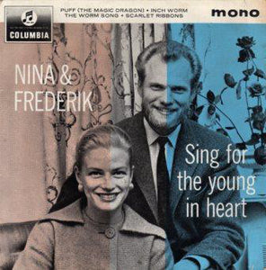 Nina & Frederik - Sing For The Young In Heart (7", EP, Mono)