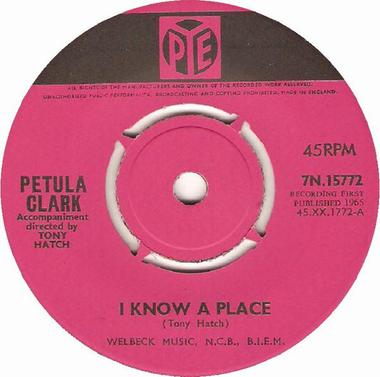 Petula Clark - I Know A Place (7", Single)