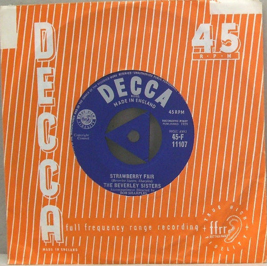 The Beverley Sisters - The Little Drummer Boy / Strawberry Fair (7")